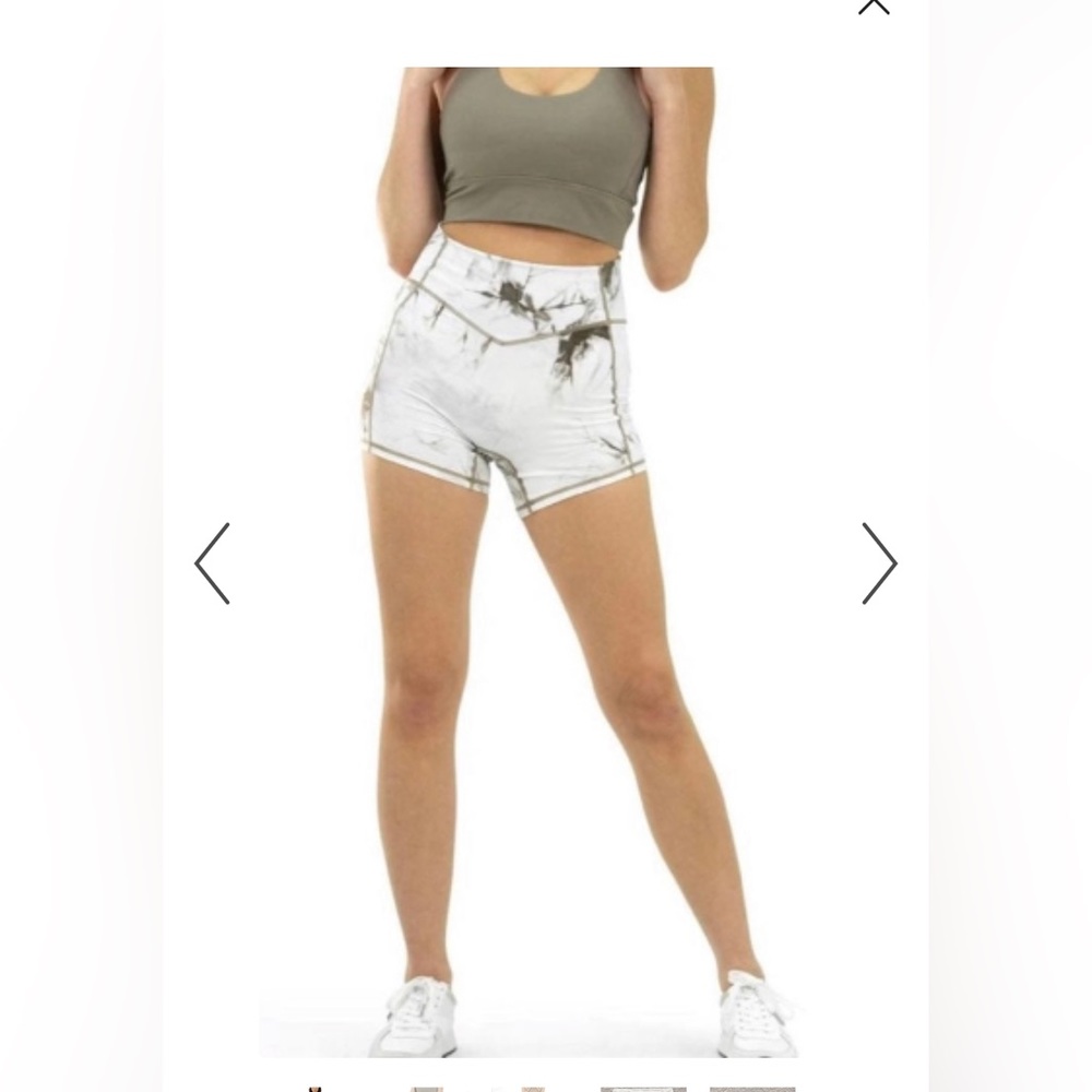 balance athletica the OG short - tie dye - sea salt sizeXS